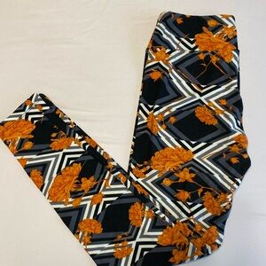 LuLaRoe Orange Floral Leggings